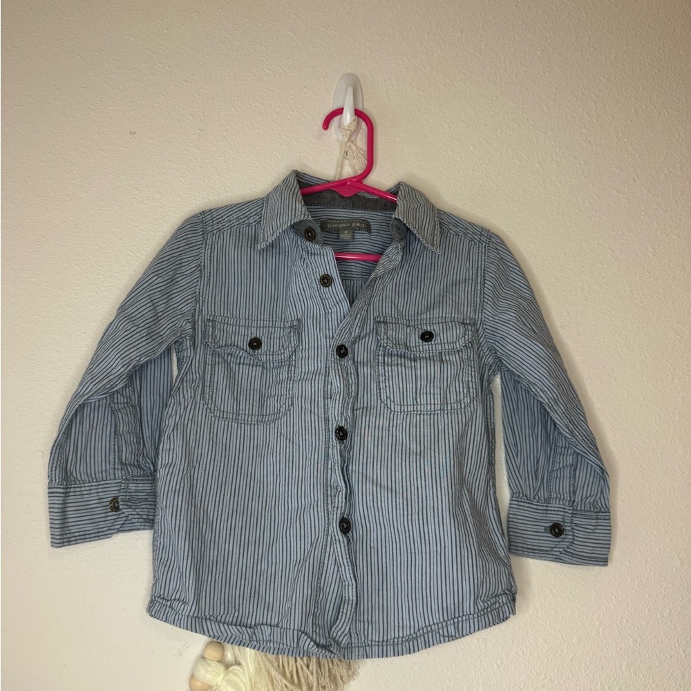 Boys pumpkin patch button down shirt 🛍